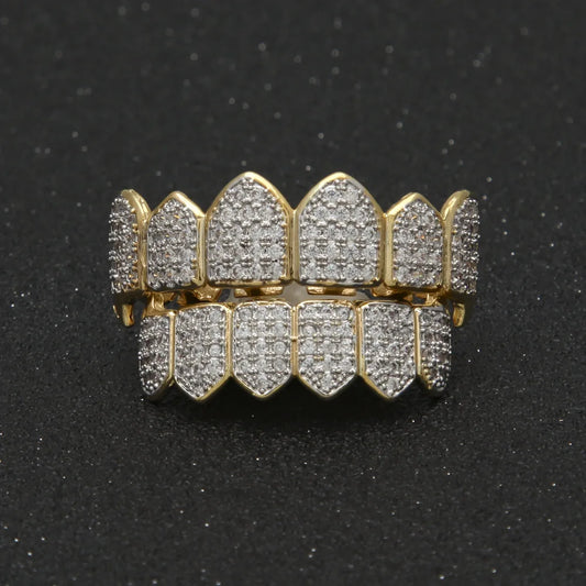 Iced Fang Grillz Set Top and Bottom – Gold, Platinum, or Two‑Tone Finish